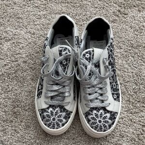 P448 White Charcoal Silver Lace Sneakers